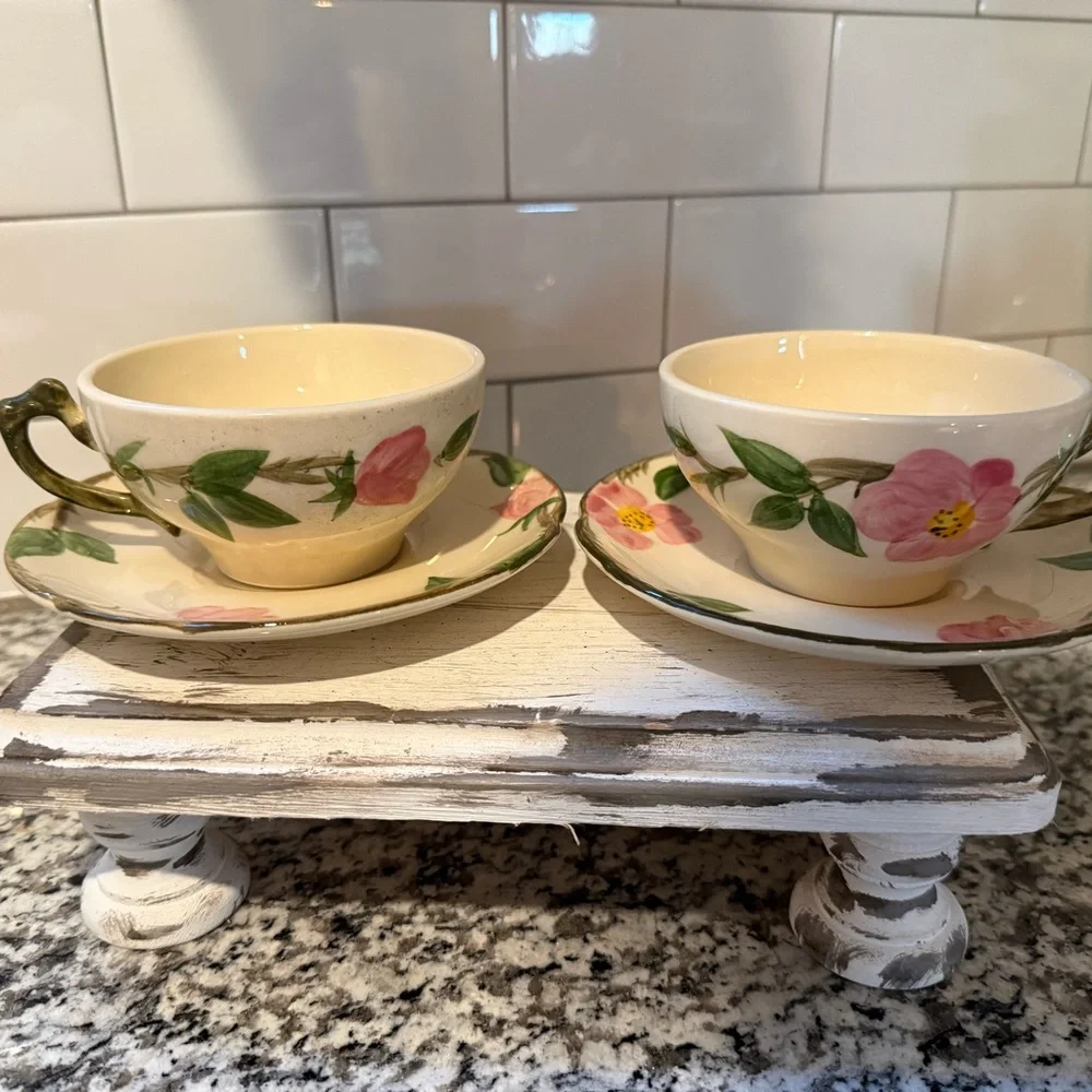 Franciscan Desert Rose Cup and Saucers - Picture 2 of 4